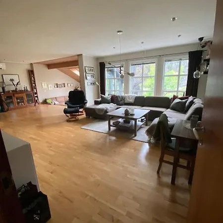 Holiday home Hus med plass til 7 personer til leie