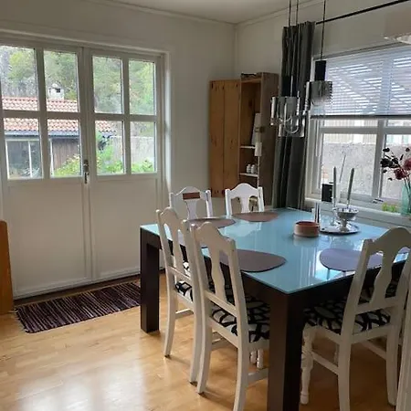 Hus med plass til 7 personer til leie Suldalsosen